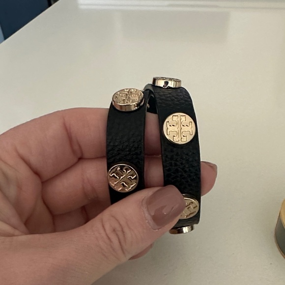 Gold and Black Bracelet Set - Picture 2 of 5